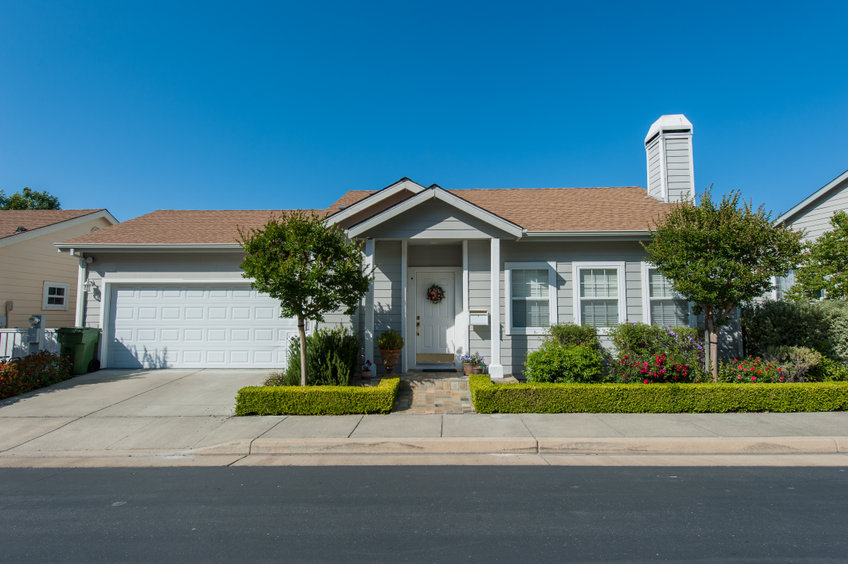 house hunting in Alamitos Heights